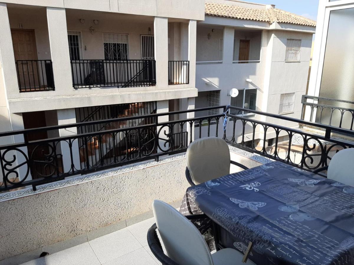 Residencia Alhambra Los Cisnes Torrevieja Exterior photo